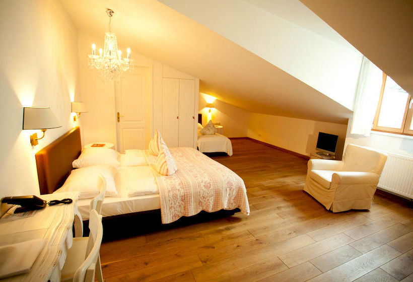 BernhardŽs Hotel & Restaurant 11