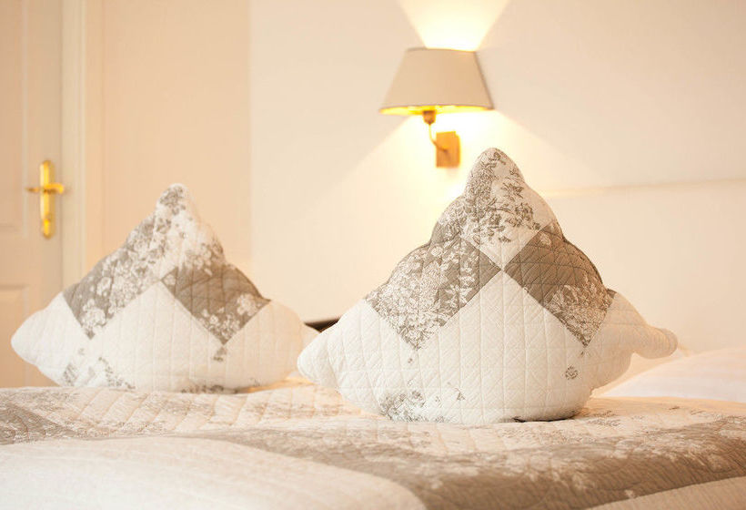 BernhardŽs Hotel & Restaurant 14