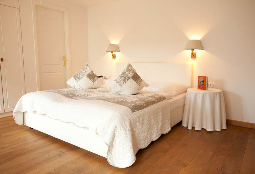 BernhardŽs Hotel & Restaurant 3