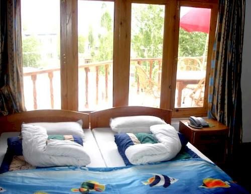 Hotel Holiday Ladakh 11