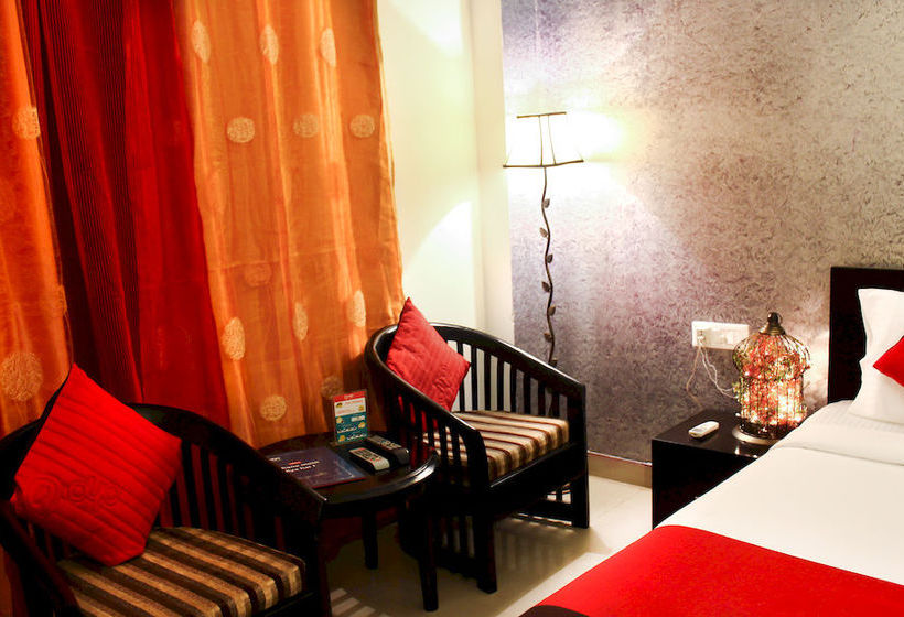 Hotel Oyo Rooms Opp Global Foyer 12