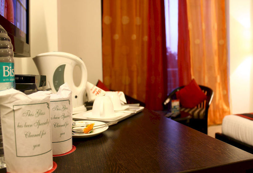 Hotel Oyo Rooms Opp Global Foyer 14