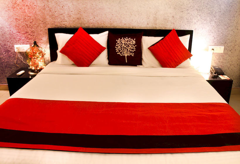 Hotel Oyo Rooms Opp Global Foyer 16