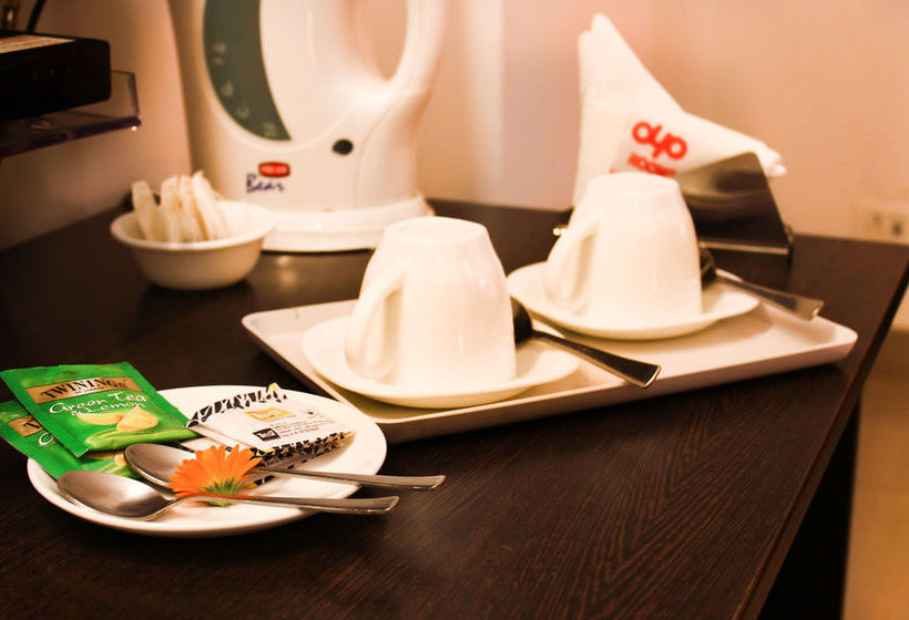 Hotel Oyo Rooms Opp Global Foyer 20