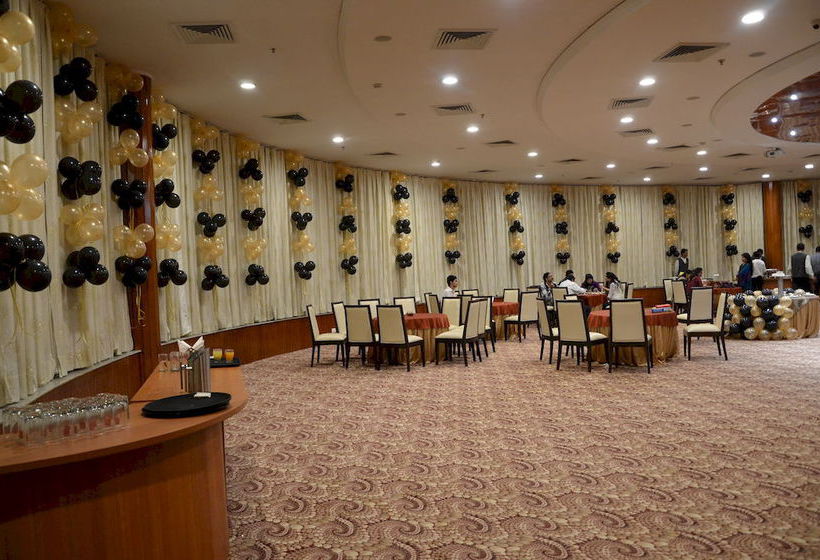 Hotel The Solitaire 8