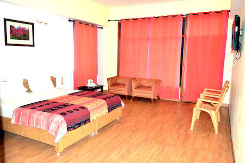 Hotel United 21 Resort Chail 5