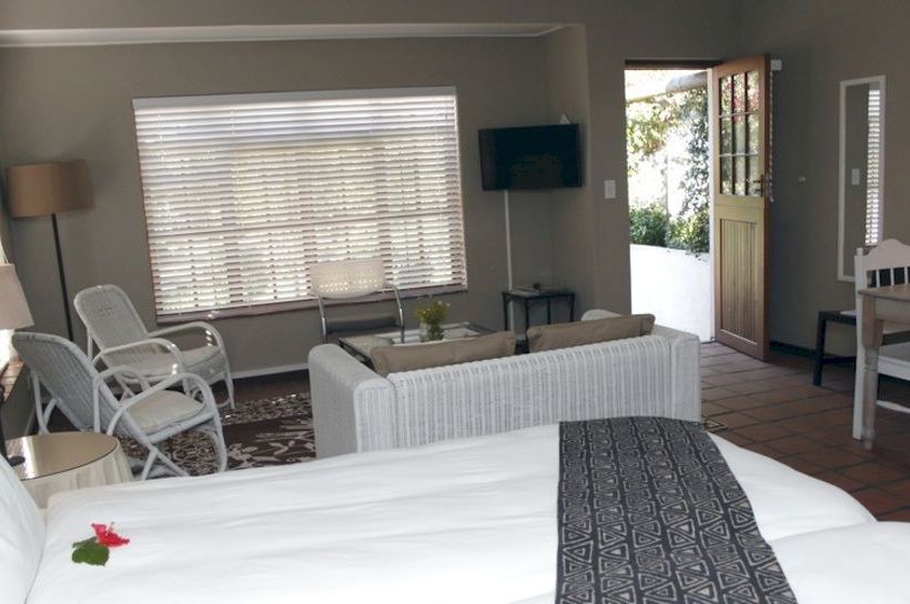 Pension Albourne Guest House