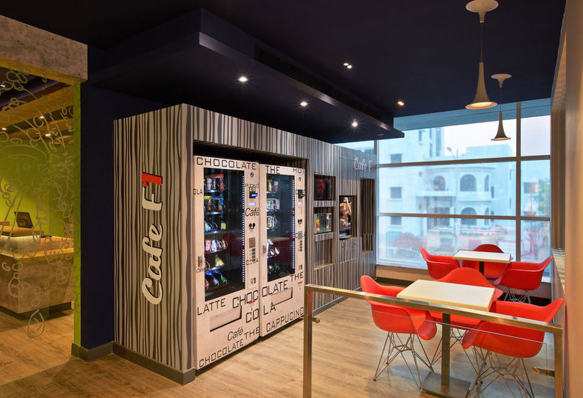 Hotel Holiday Inn Express Pune Pimpri 16