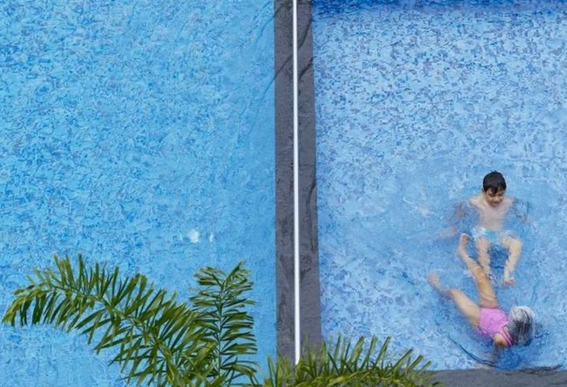 Hotel Wonder La Resort 13