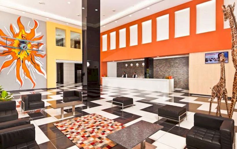 Hotel Wonder La Resort 4