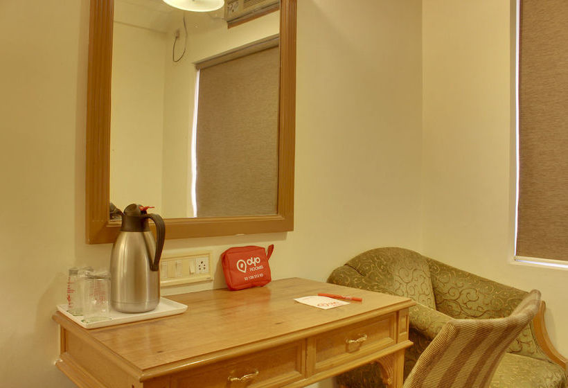 Hotel Oyo Rooms Cyber City Grand 13