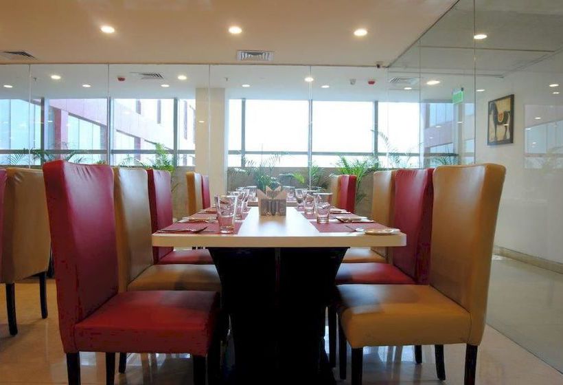 Hotel Xenious World Square 1