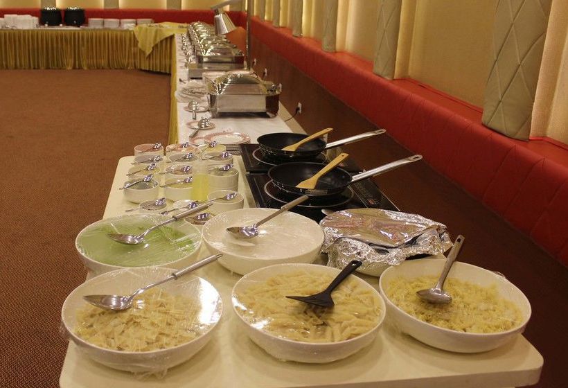 Hotel Xenious World Square 15