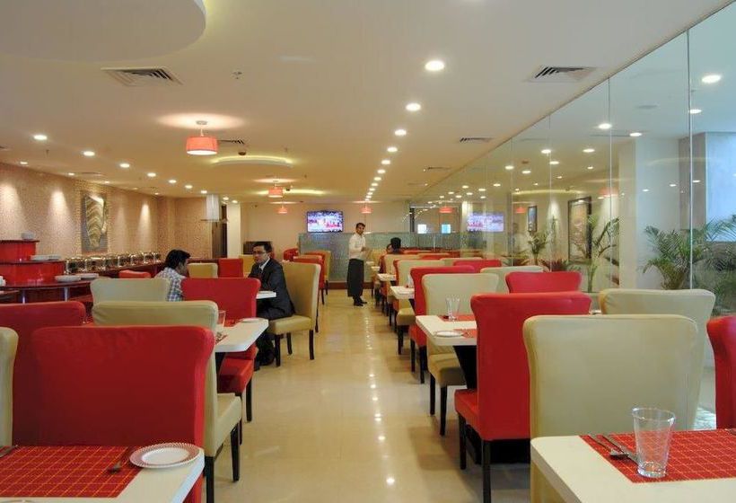 Hotel Xenious World Square 2