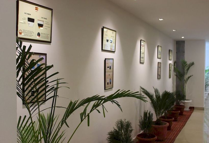 Hotel Xenious World Square 3