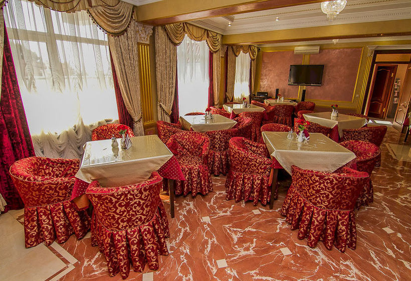 Hotel Raduga Prestige 4