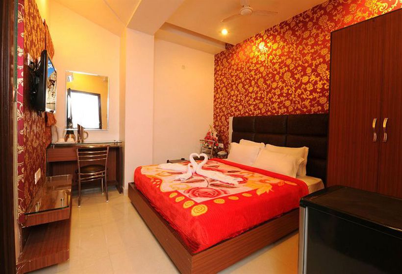 Hotel Pearl Inn & Suites 10