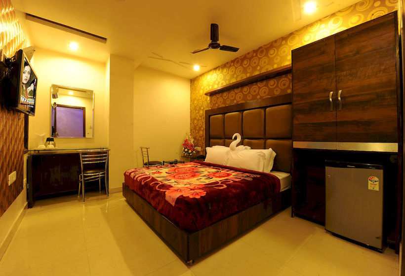 Hotel Pearl Inn & Suites 2