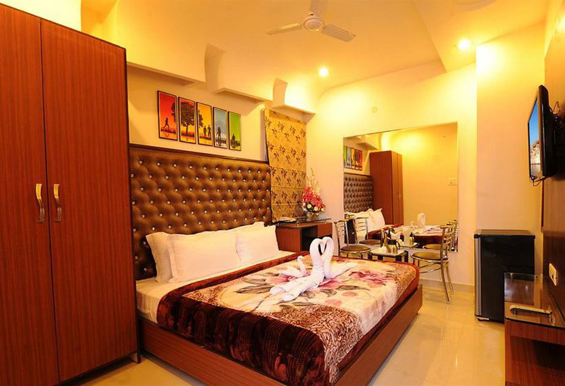 Hotel Pearl Inn & Suites 7