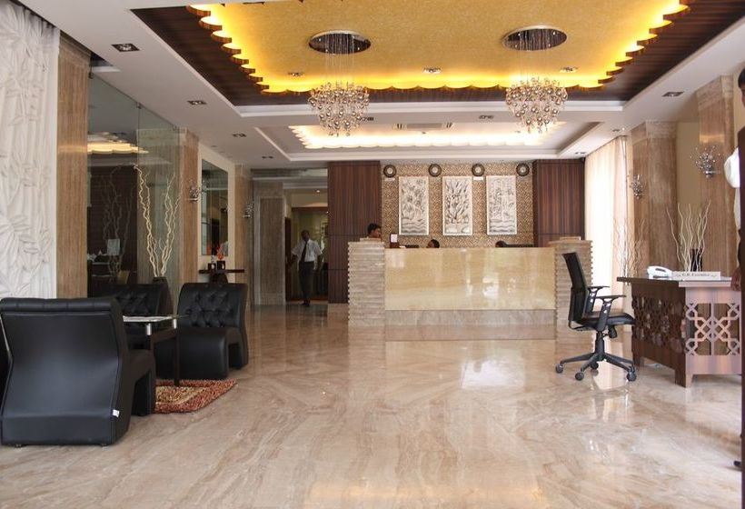 Hotel Pristine Residency 6