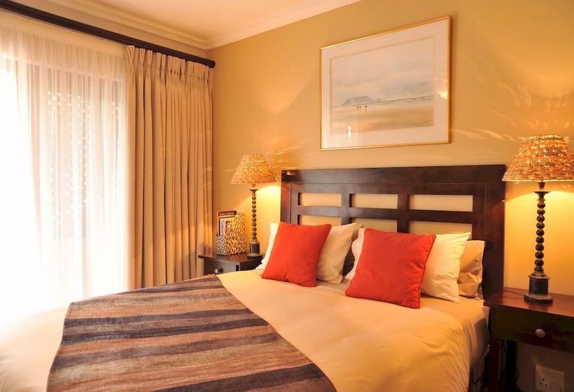 Pension Claires Of Sandton 12