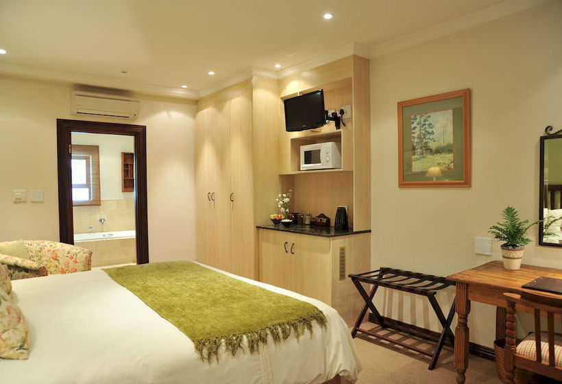 Pension Claires Of Sandton 13