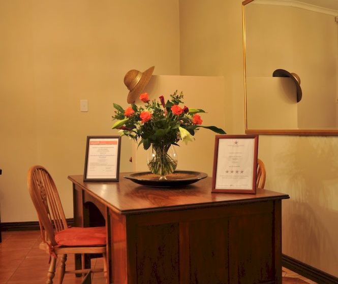 Pension Claires Of Sandton 15