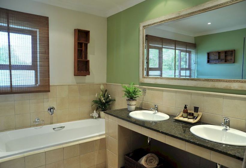 Pension Claires Of Sandton 7