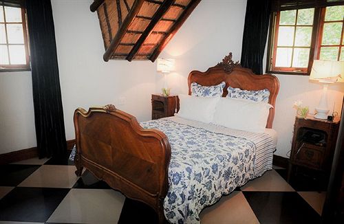 Pension Sandton Boutique Hotel - 28a On Oxford 19