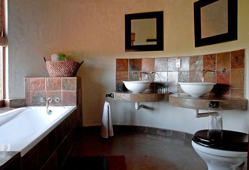 Hotel Manyatta Rock Camp 14