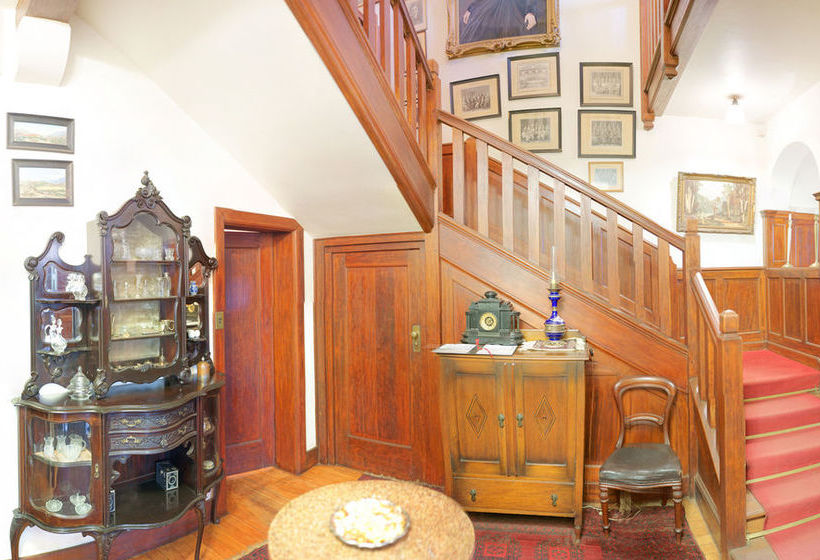 Pensione Foxwood House 4