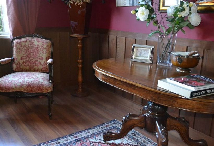 Pension Quickenberry Guesthouse 2