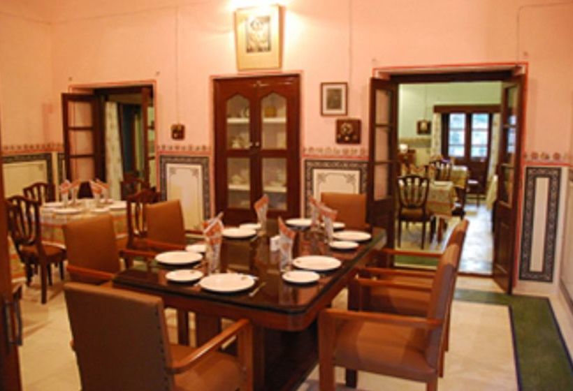 Hotel Bijay Niwas Palace 18