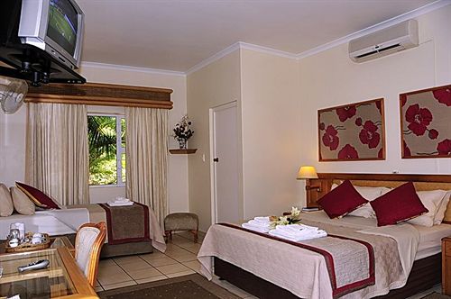 Centre Court B&b 11