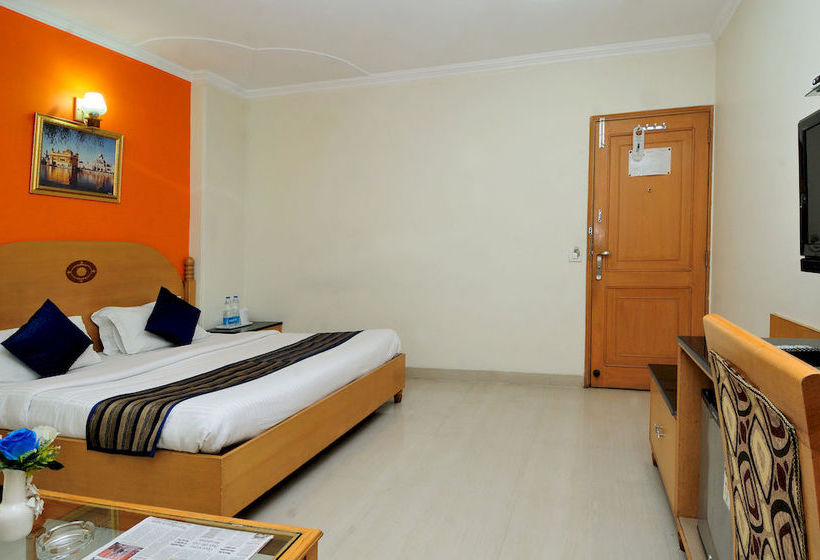 Hotel Maharaja Residency 10