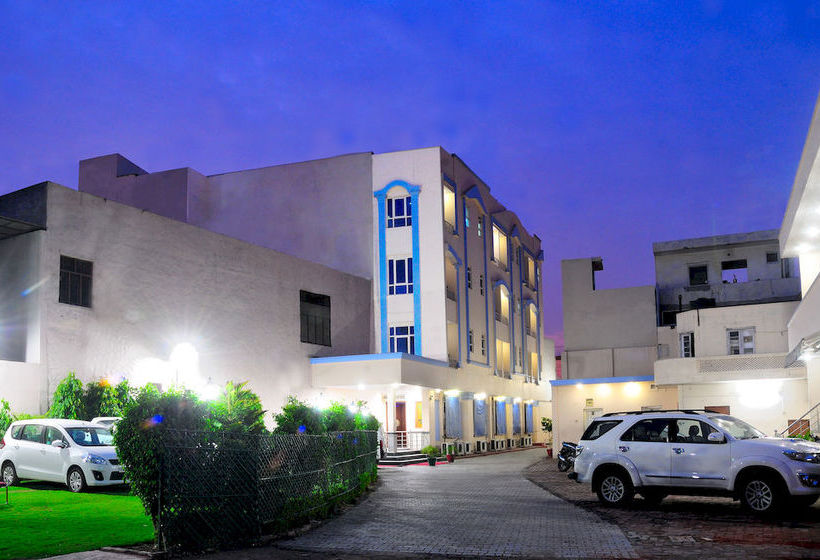 Hotel Maharaja Residency 19