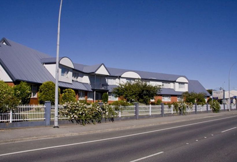 Homestead Villa Motel 2