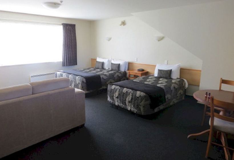 Homestead Villa Motel 8