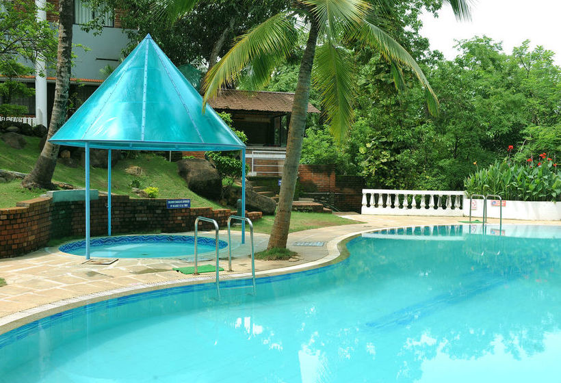 Hotel Swagath Holiday Resort 10