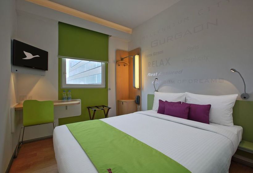 Hotel Holiday Inn Express Gurugram Sector 50 2