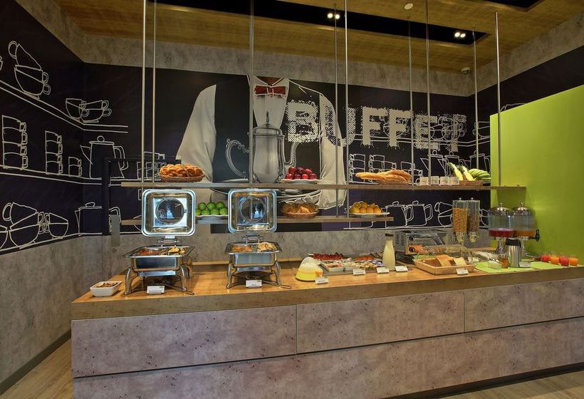 Hotel Holiday Inn Express Gurugram Sector 50 9