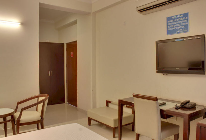 Hotel Oyo Rooms Sohna Road 11