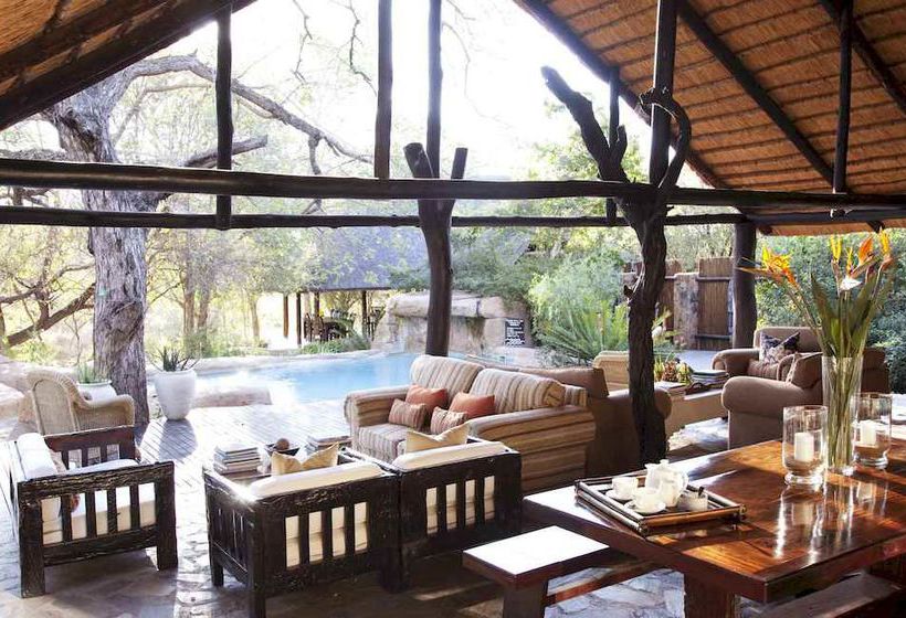 Hotel Chapungu Luxury Tented Camp 10