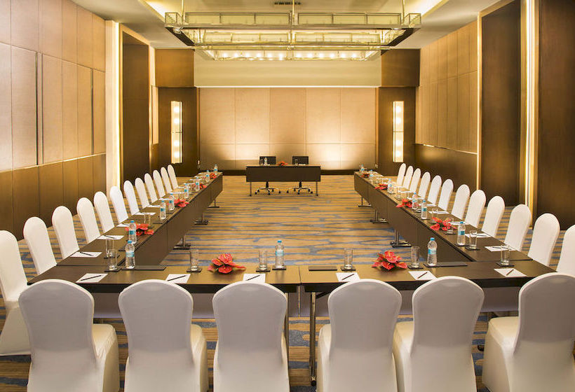 Radisson Blu Hotel Guwahati 12