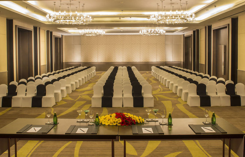 Radisson Blu Hotel Guwahati 16