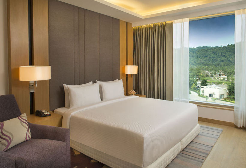 Radisson Blu Hotel Guwahati 3