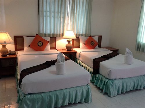 Hotel The Green Mansion 11