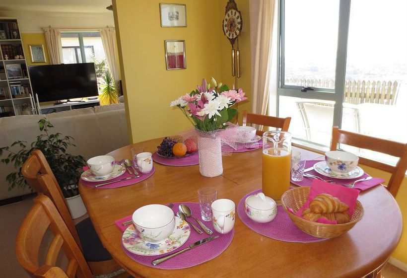 A Great View Bed & Breakfast 9