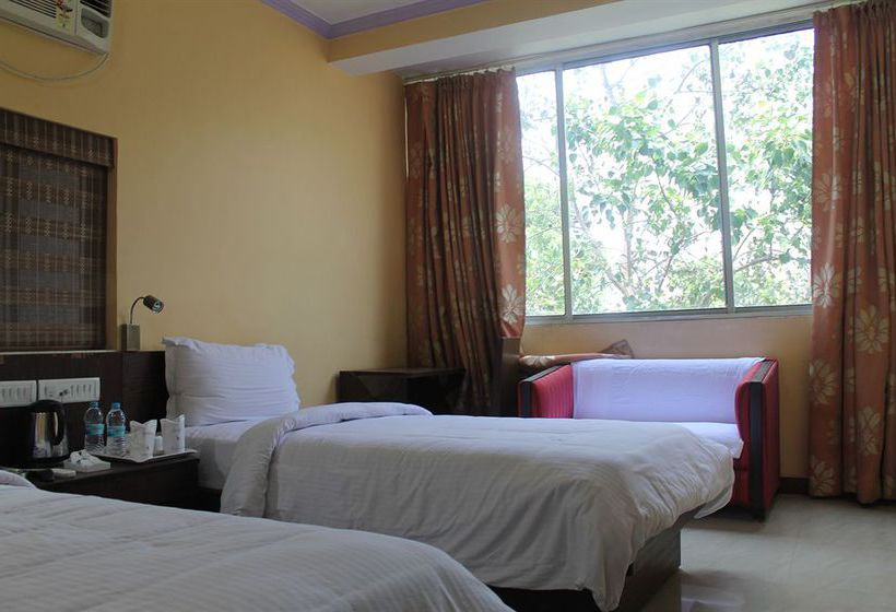 Hotel Tathagat International 2