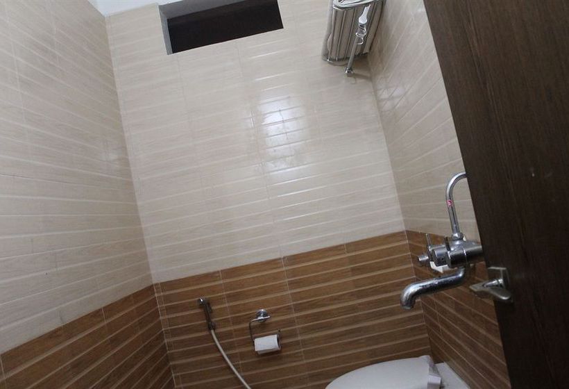 Hotel Tathagat International 3